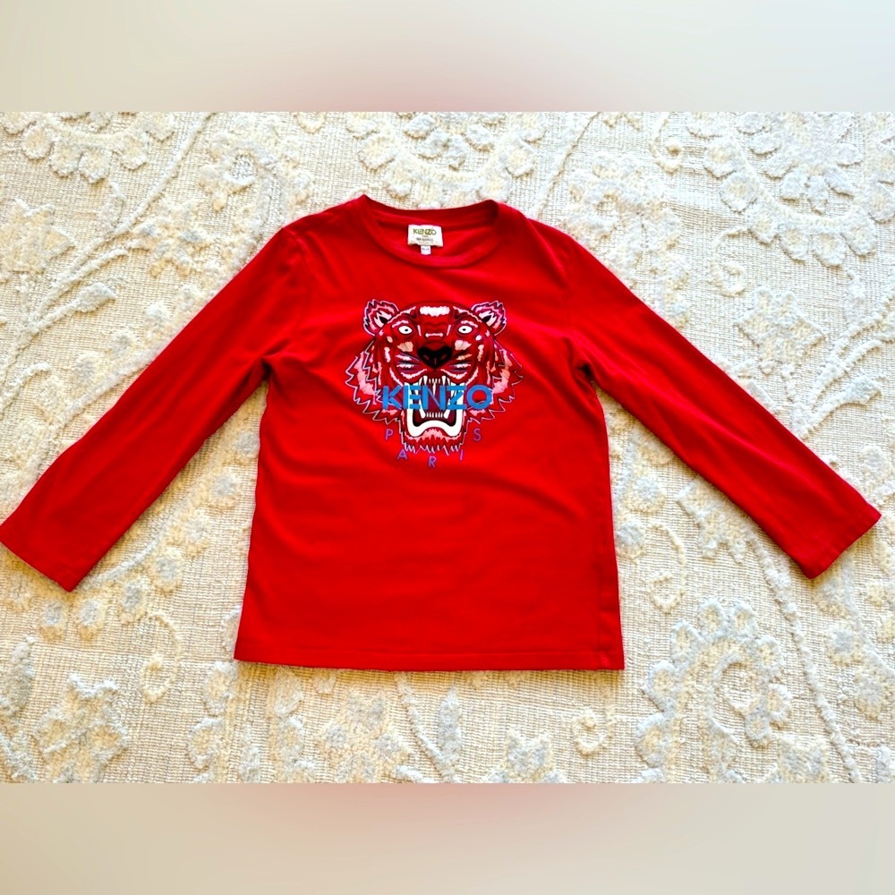 KENZO 🇫🇷 long sleeve T-Shirt. Bright red color. Size 8. Organic cotton.